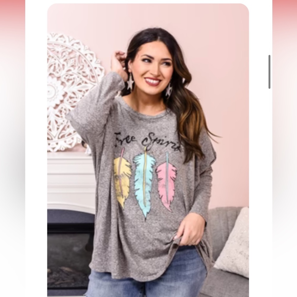 Boutique Graphic Tee “Free Spirit” Feather Top Boho Western Long Sleeve size 2X
